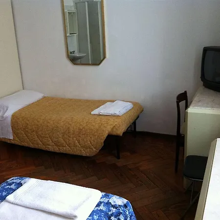 Hotel Emmy *