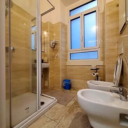 Hotel Emmy *
