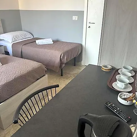Hotel Emmy * Milan