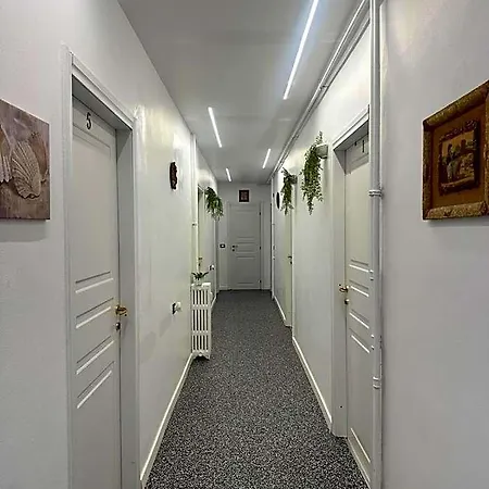 Hotel Emmy Hotel *