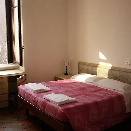 Hotel Emmy *