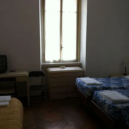 Emmy Hotel Milán