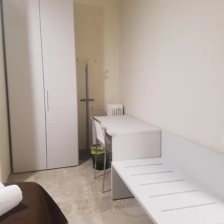 Emmy Hotel Milán